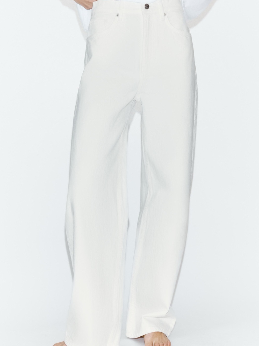 Zara Off-White High-Waist Jeans